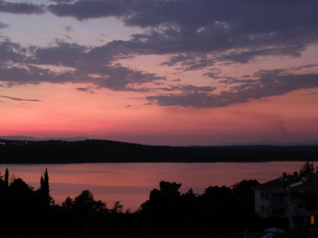 Holiday Home Bukovac Klimno Dış mekan fotoğraf